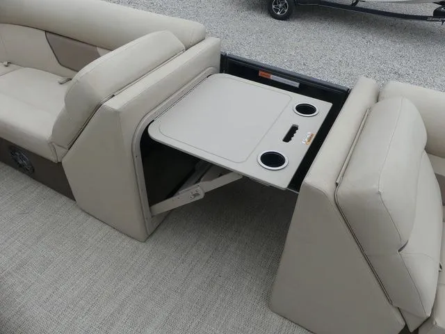 Slide: The Image of Crest Classic Fish 220 C4 CPT 2022 - 16