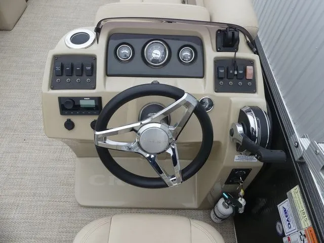 Slide: The Image of Crest Classic Fish 220 C4 CPT 2022 - 21