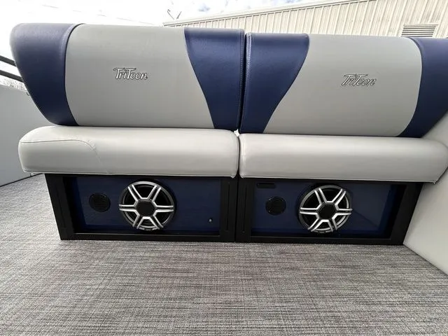 Slide: The Image of JC Swing Back 25TT Sport 2026 - 6