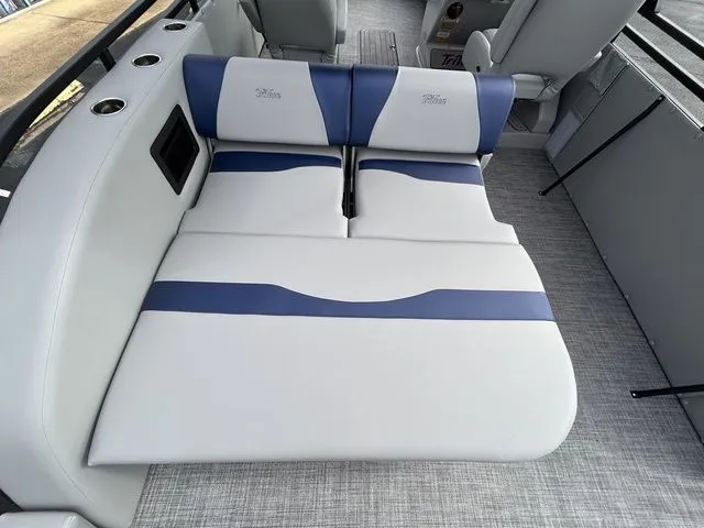 Slide: The Image of JC Swing Back 25TT Sport 2026 - 7