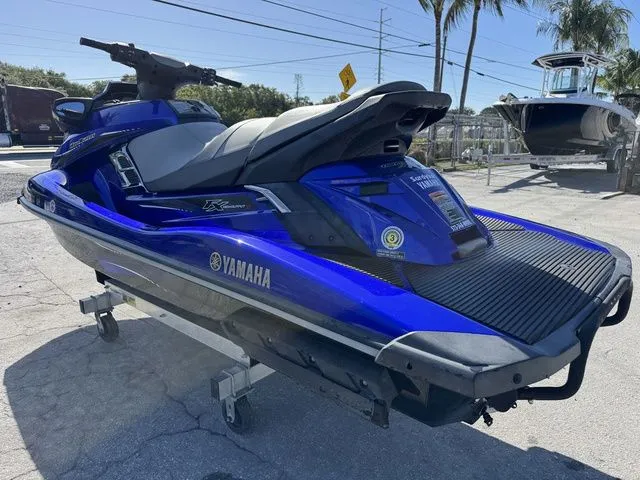 Slide: The Image of Yamaha FX HO 2014 - 7