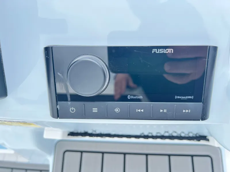 Slide: The Image of Tidewater 2110 Bay Max 2026 - 11