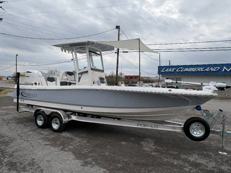 Slide: The Image of Robalo 246 Cayman 2026 - 37