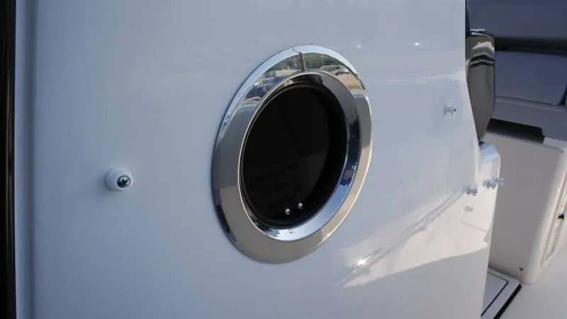 Slide: The Image of Robalo R300 Center Console 2026 - 70