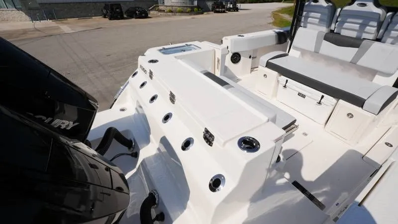 Slide: The Image of Robalo R300 Center Console 2026 - 87