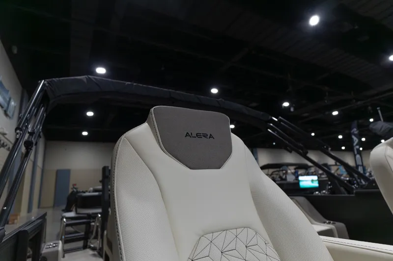 Slide: The Image of 2026 Alera M23Q boat seat in showroom, featuring modern design and comfortable upholstery. - 4