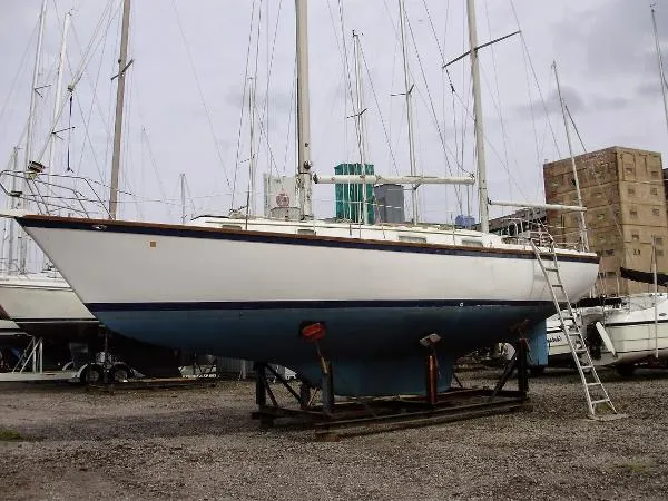 Slide: The Image of Pearson 365 Ketch 1978 - 0