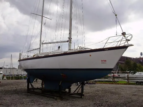 Slide: The Image of Pearson 365 Ketch 1978 - 1