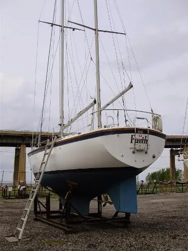 Slide: The Image of Pearson 365 Ketch 1978 - 2
