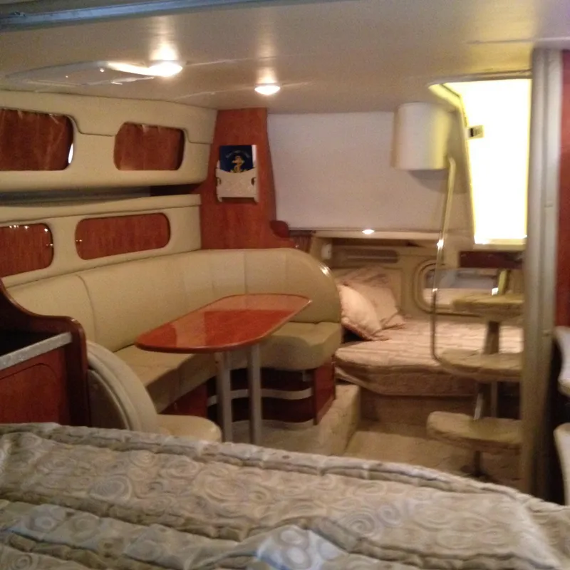 Slide: The Image of Interior of 2005 Rinker Fiesta Vee 342 yacht. - 14