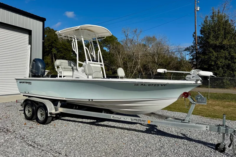 The Image of Sportsman Masters 207 Bay Boat 2020 - undefined