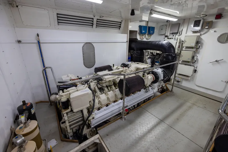 Slide: The Image of Ferretti 94 Dreamchaser - Engine Room - 49