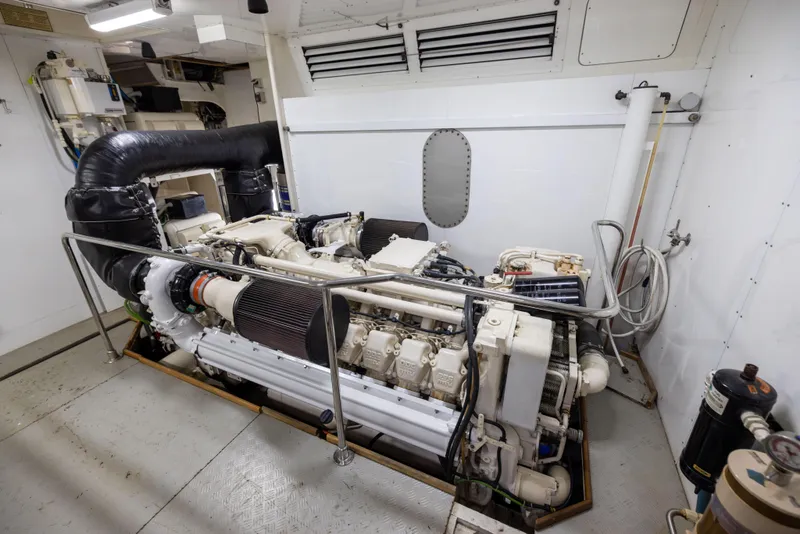 Slide: The Image of Ferretti 94 Dreamchaser - Engine Room - 50