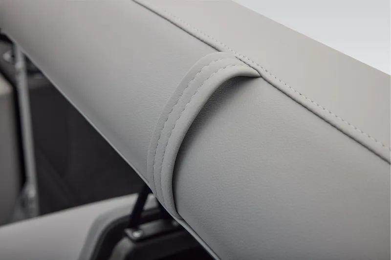 Slide: The Image of Sun Tracker Party Barge 22 RF DLX 2026 - 54