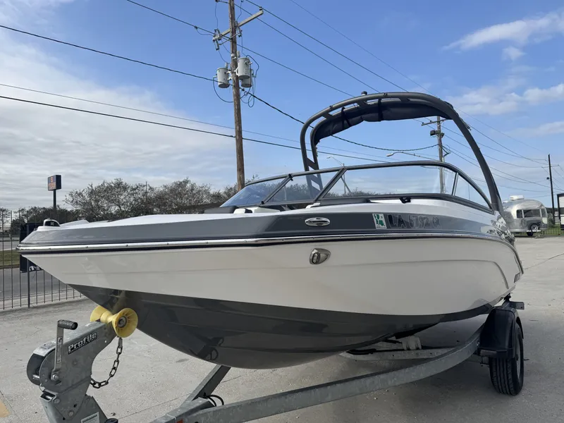 Slide: The Image of Yamaha 195S 2020 - 4