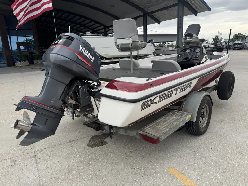 Slide: The Image of Skeeter SX180 2000 - 9