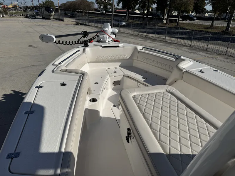 Slide: The Image of Blue Wave 2800 Makaira 2021 - 16