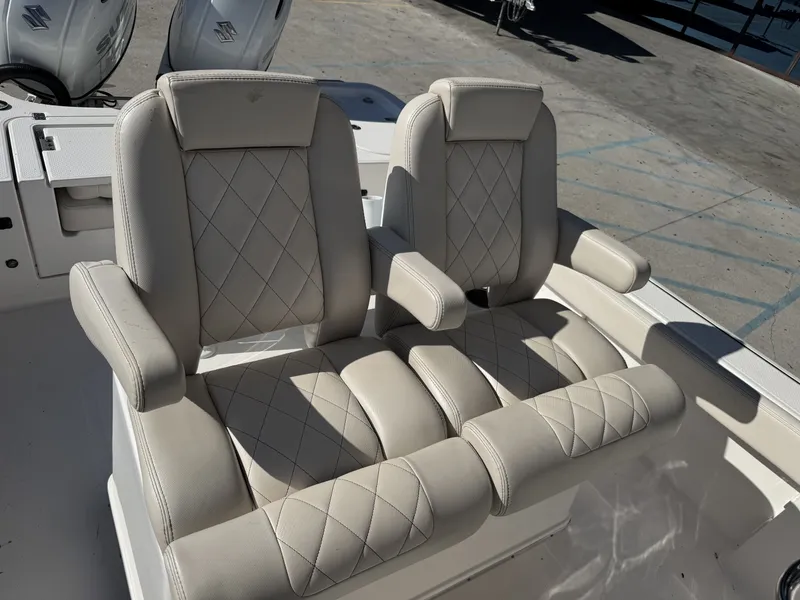 Slide: The Image of Blue Wave 2800 Makaira 2021 - 9