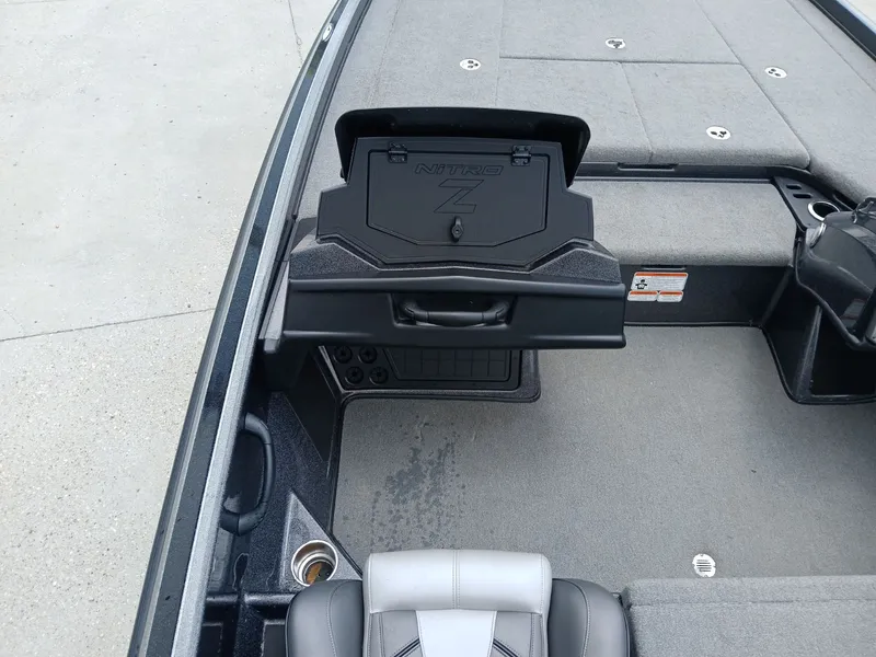 Slide: The Image of Nitro Z21 2021 - 14