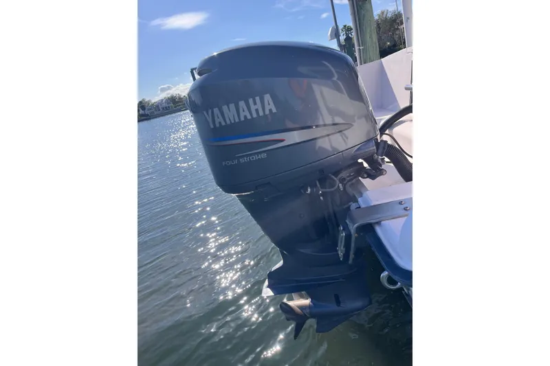 Slide: The Image of Yamaha four-stroke outboard motor on 2006 Grady-White Release 283 boat. - 8