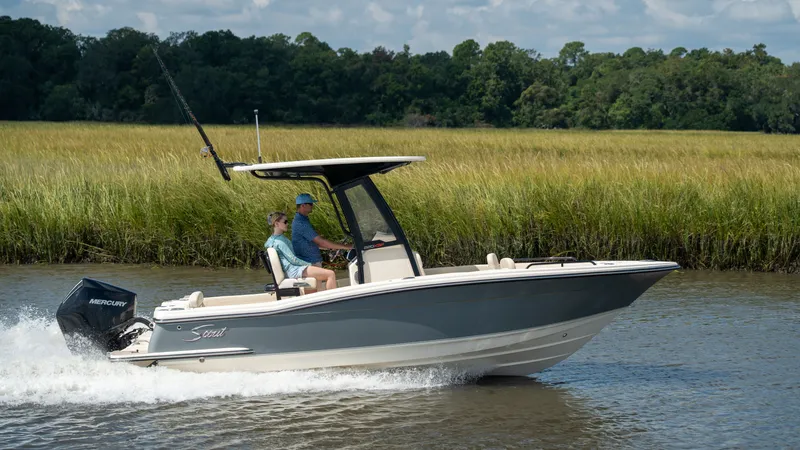 Slide: The Image of Scout 220 XSF 2026 - 3