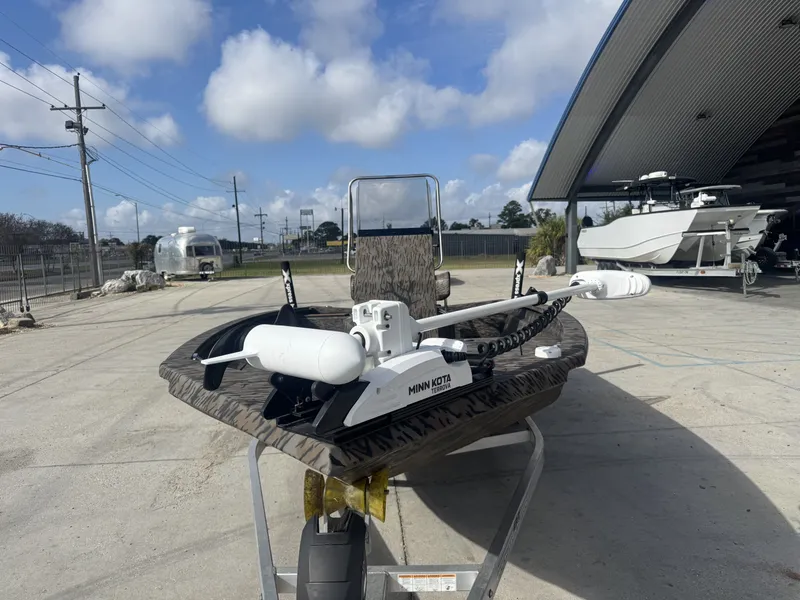 Slide: The Image of Xpress H190B Bay 2025 - 13