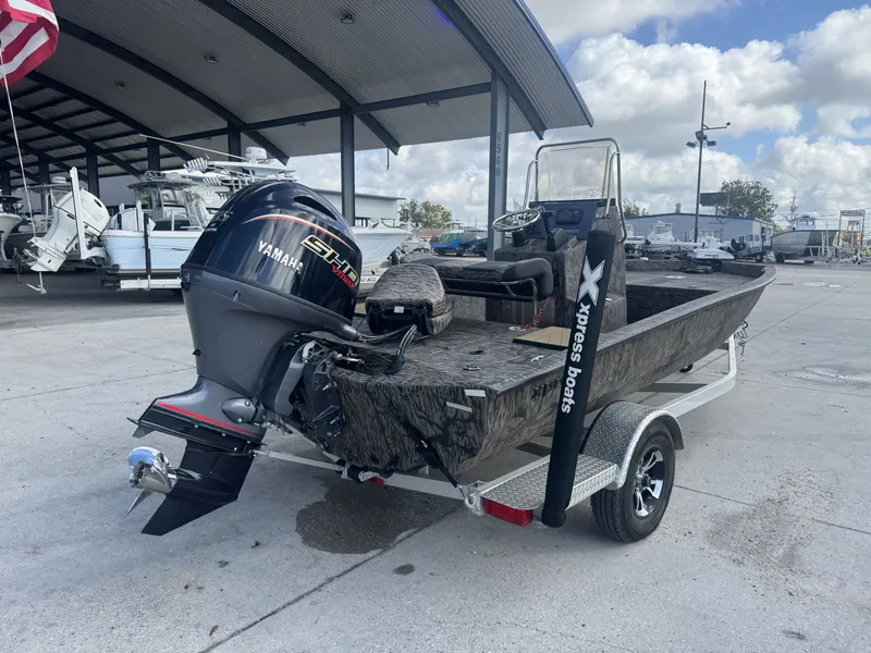 Slide: The Image of Xpress H190B Bay 2025 - 3