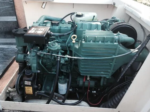 Slide: The Image of Rosborough 246 Custom Wheelhouse 1998 - 11
