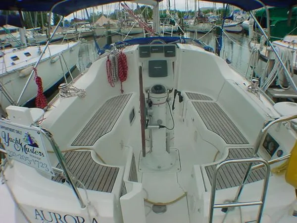 Slide: The Image of Beneteau Oceanis Clipper 323 Shoal Draft 2007 - 2