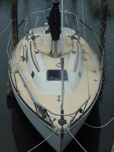 Slide: The Image of C&C 30 Sloop 1982 - 0