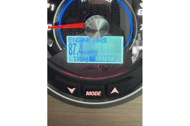 Slide: The Image of Close-up of 2018 Sea Ray Sundancer 260 dashboard showing 87.4 engine hours. - 19