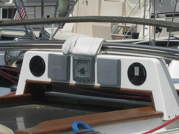 Slide: The Image of Tartan 3700 2000 - 10