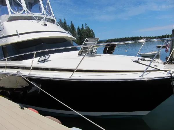 Slide: The Image of Bertram 37 Convertible 1987 - 4