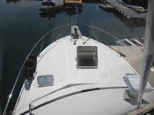 Slide: The Image of Bertram 37 Convertible 1987 - 5