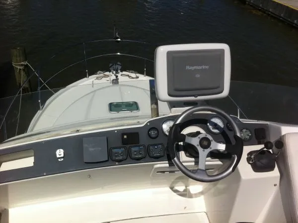 Slide: The Image of Beneteau Antares 9.8 2004 - 7