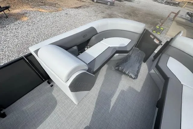 Slide: The Image of 2026 Veranda VISTA VIEW 22RC pontoon boat with sleek seating and modern design. - 8