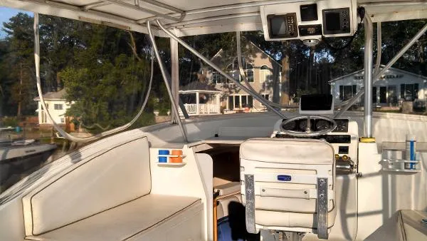 Slide: The Image of Luhrs 29 Open 2000 - 6