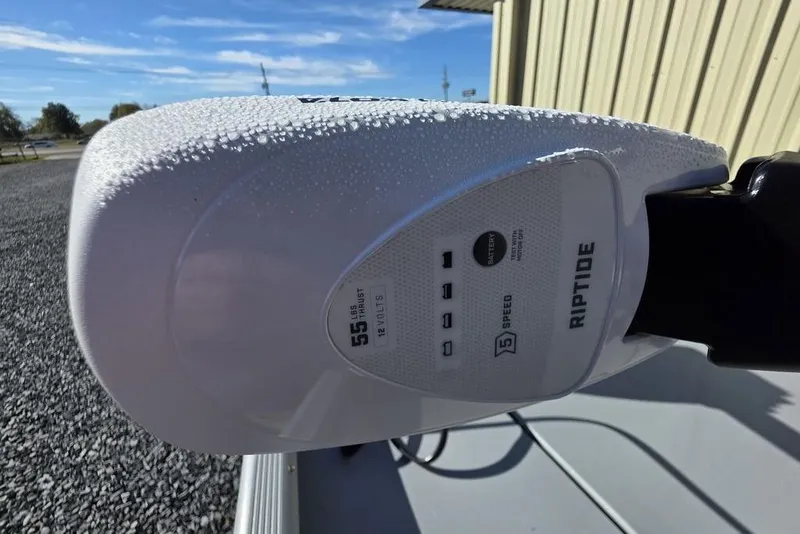 Slide: The Image of Close-up of a Riptide motor on a 2026 Tracker Bass Tracker Classic CC boat. - 18