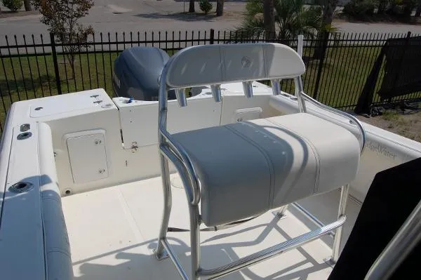 Slide: The Image of Edgewater 225CC with F225 2004 - 8