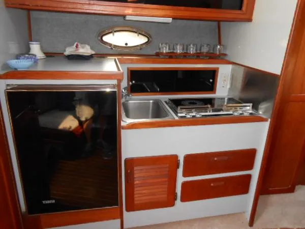 Slide: The Image of Tiara 3100 Open 1985 - 8
