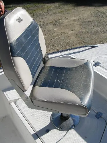Slide: The Image of Cobia 174 Center Console 1995 - 10