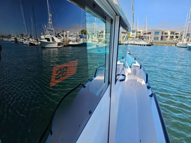 Slide: The Image of Axopar 28 Cabin 2021 - 10