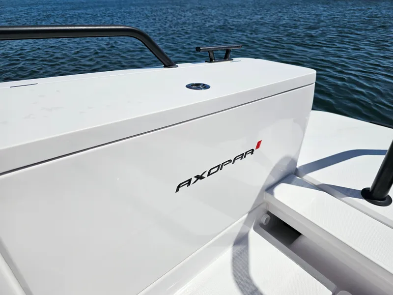 Slide: The Image of Axopar 28 Cabin 2021 - 26