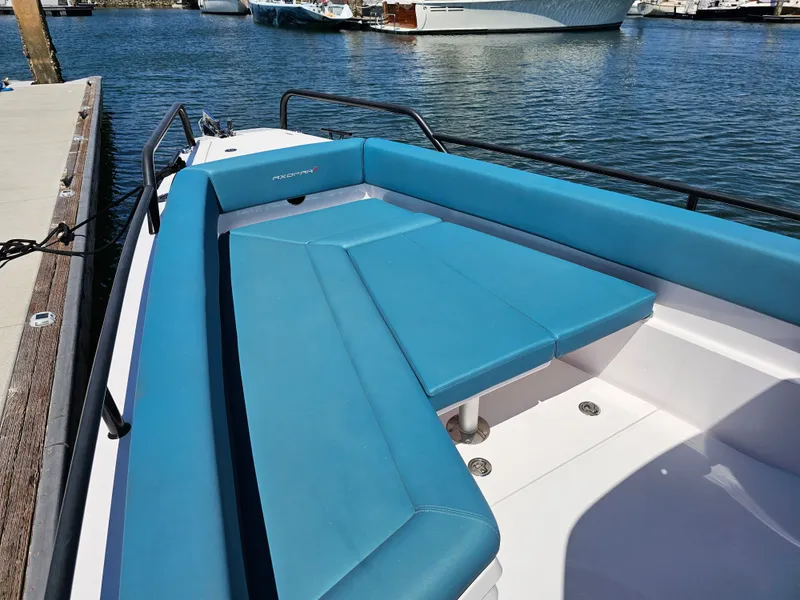 Slide: The Image of Axopar 28 Cabin 2021 - 8