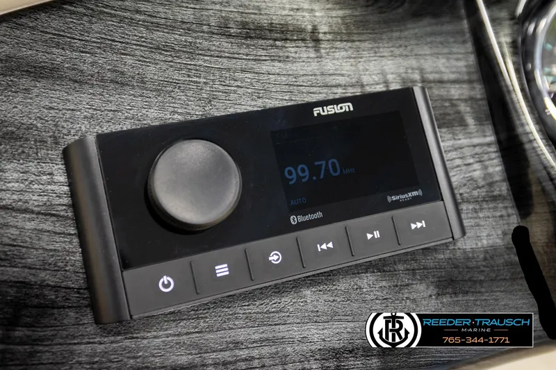 Slide: The Image of Fusion audio system in 2026 Avalon LSZ ENT boat dashboard. - 38