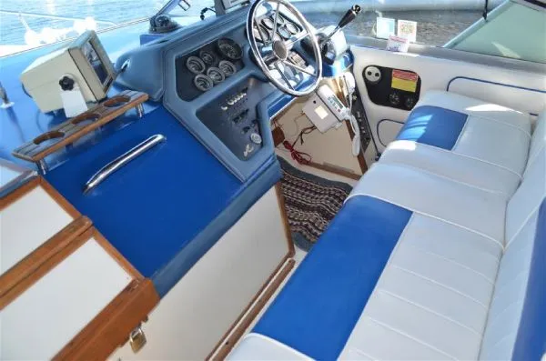 Slide: The Image of Sea Ray 27 Sundancer 1987 - 6