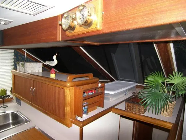 Slide: The Image of Tollycraft 40 Sport Sedan 1987 - 2