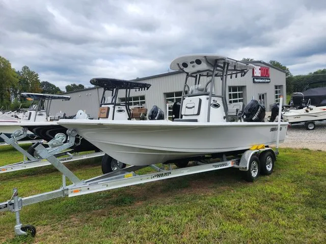 Slide: The Image of Sea Pro 230 DLX W/200HP 2025 - 2