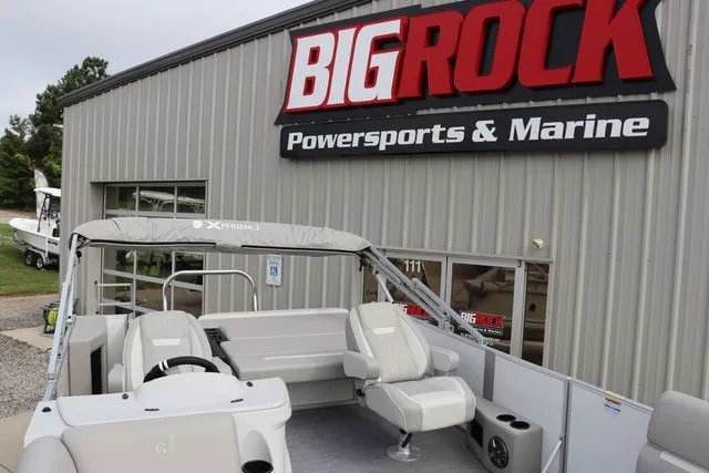 Slide: The Image of Godfrey XPERIENCE 2286 SFLX W/150HP 2026 - 4