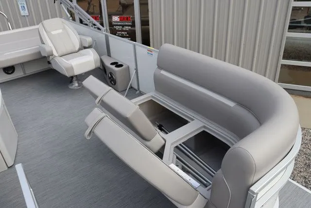 Slide: The Image of Godfrey XPERIENCE 2286 SFLX W/150HP 2026 - 5